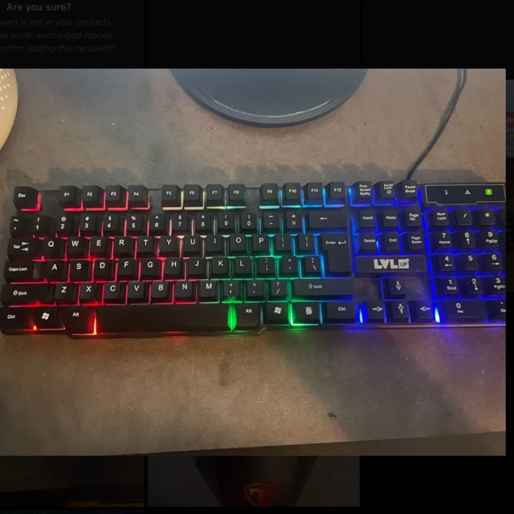 A vivitec LVL UP keyboard with a ET mouse